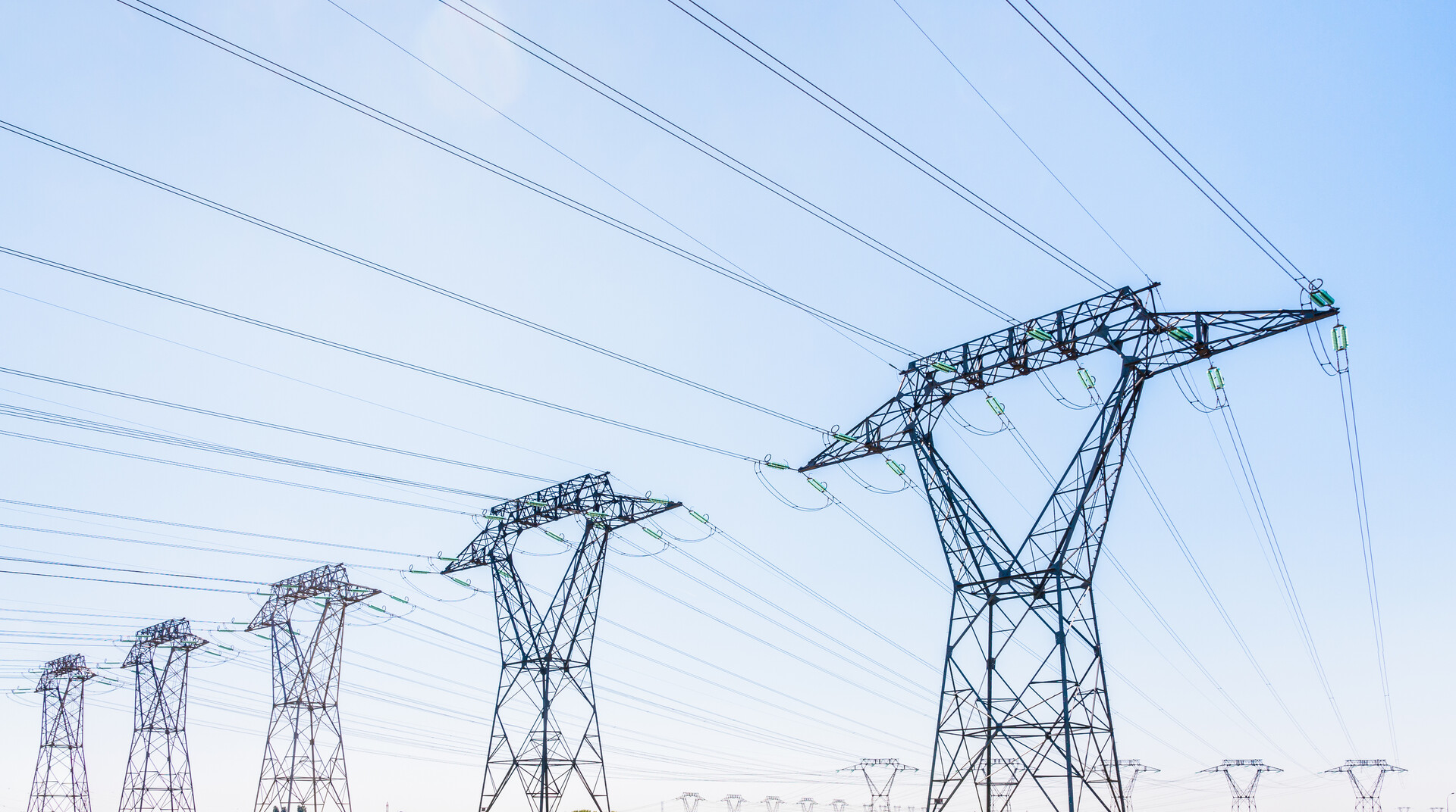 <p>Energy Powers Aluminum Production</p>